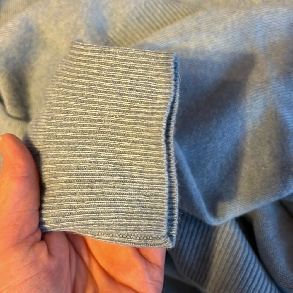 David Bishop V-Neck Blue Cashmere Sweater L